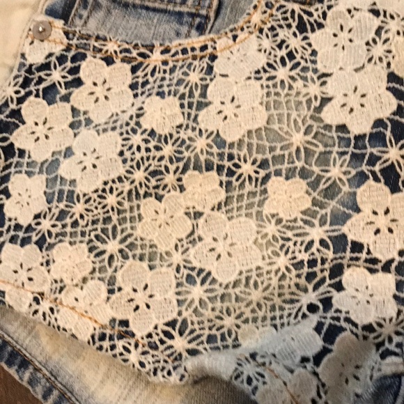 American eagle size 4 shorts - Picture 3 of 5